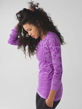 Lululemon Swiftly Tech Long Sleeve Crew